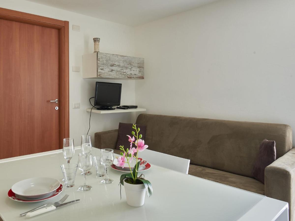 Apartment Rustico Maria - Dma390 By Interhome Vercana Bagian luar foto