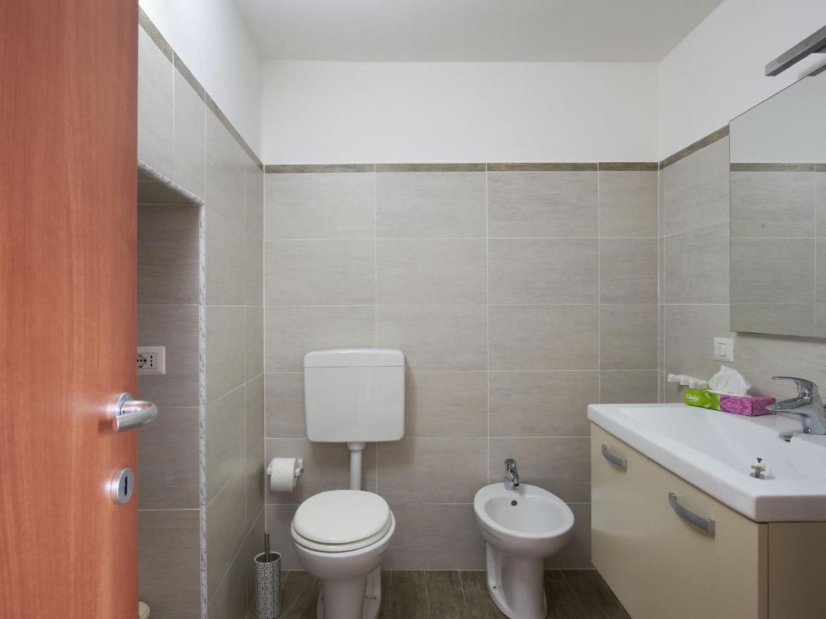 Apartment Rustico Maria - Dma390 By Interhome Vercana Bagian luar foto