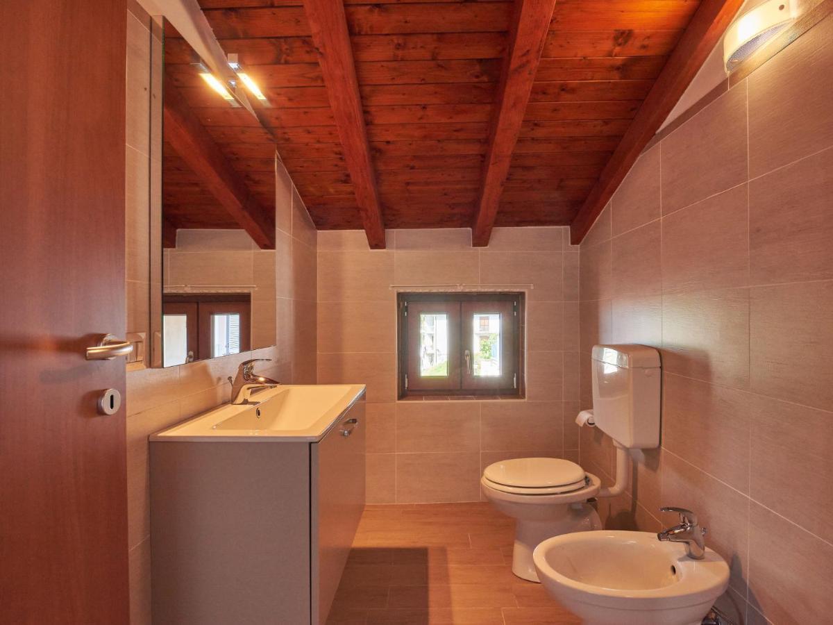 Apartment Rustico Maria - Dma390 By Interhome Vercana Bagian luar foto